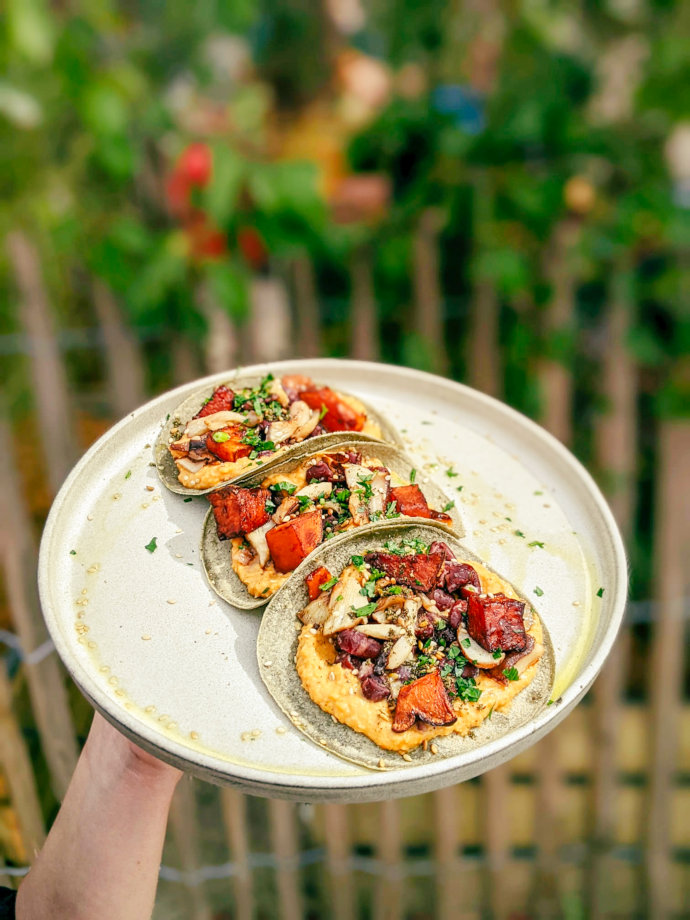 Décoration florale et dressage de plat